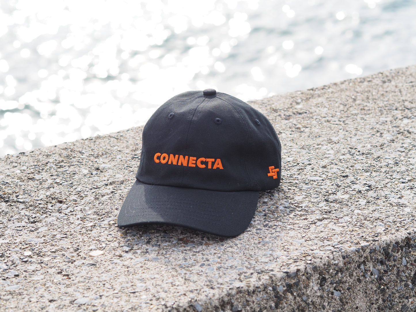 1st Cap / Black